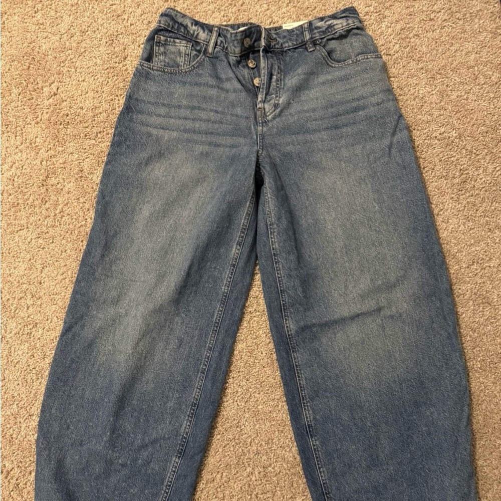 Zara Balloon/Barrel Jeans